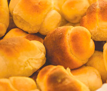 Restaurante Am&aacute;bile - Pão quentinho